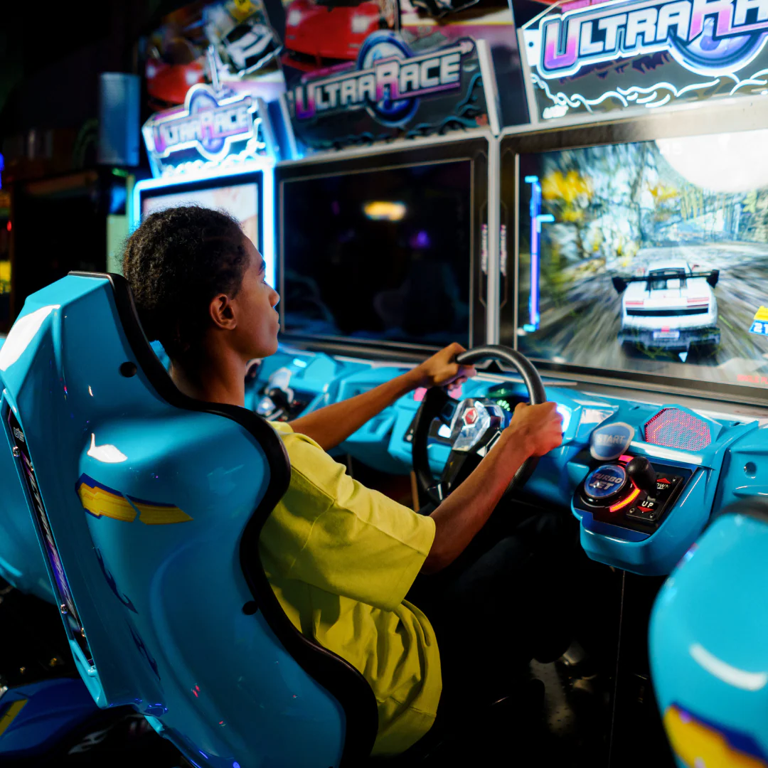 1 Hora de Diversión para 2 Niños + 2 Combos de Hot Dog y Soda por solo $18 en Funpark (Anclas Mall) - Image 4