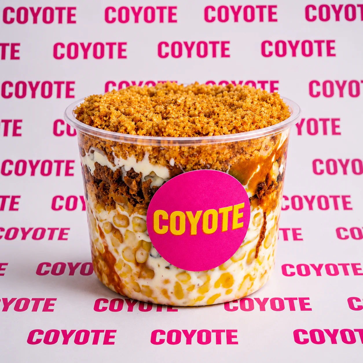 2 Coyotes Dogs + 2 Esquites + 2 Sodas desde $12 en Coyote Brisas del Golf - Image 3