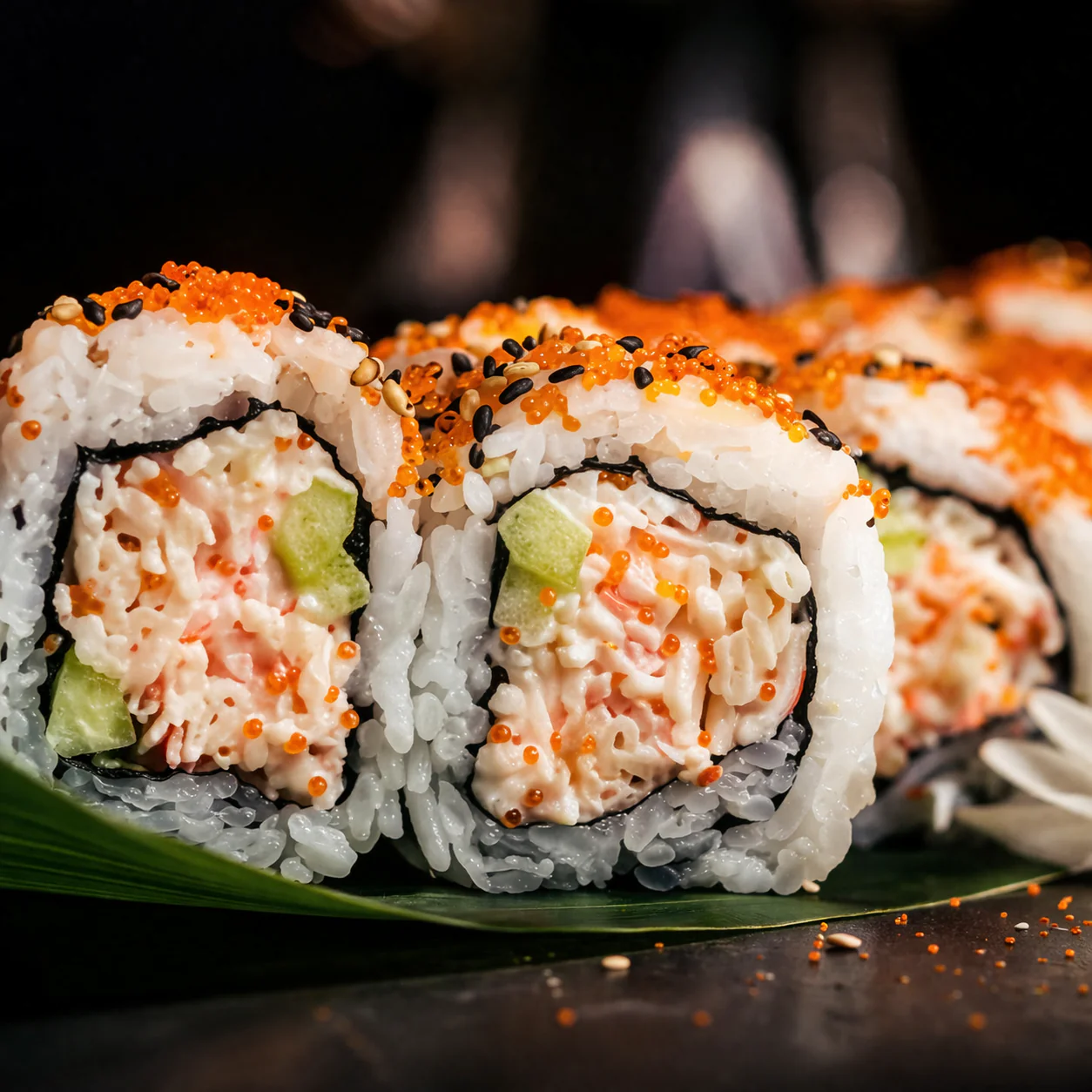 2 Sushi Rolls o 3 Hand Rolls por solo $10 en Nobu Sushi Nikkei - Image 3