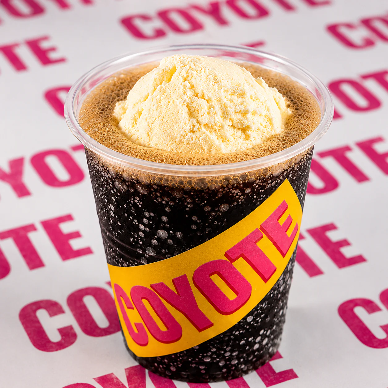 2 Coyote Dogs + 2 Elotes + 2 Bebidas desde $15 en Coyote Brisas del Golf - Image 4