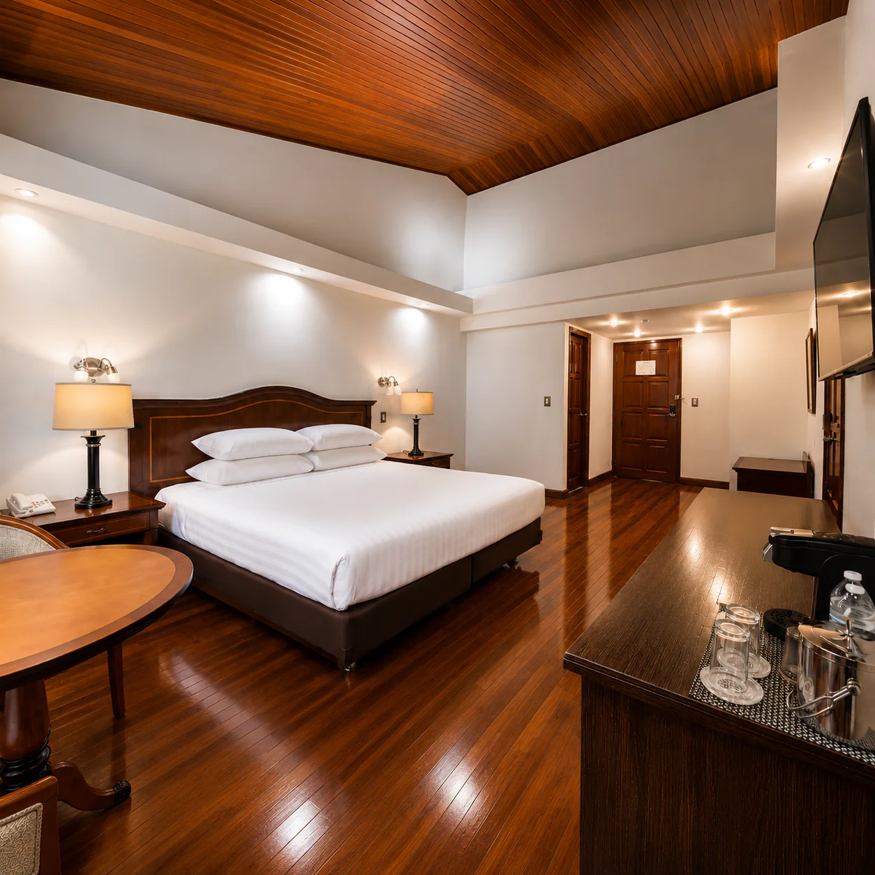 Estadía en Habitación Deluxe para 2 Adultos y 2 Niños + Desayuno por solo $105 en el Hotel Bambito - Image 5