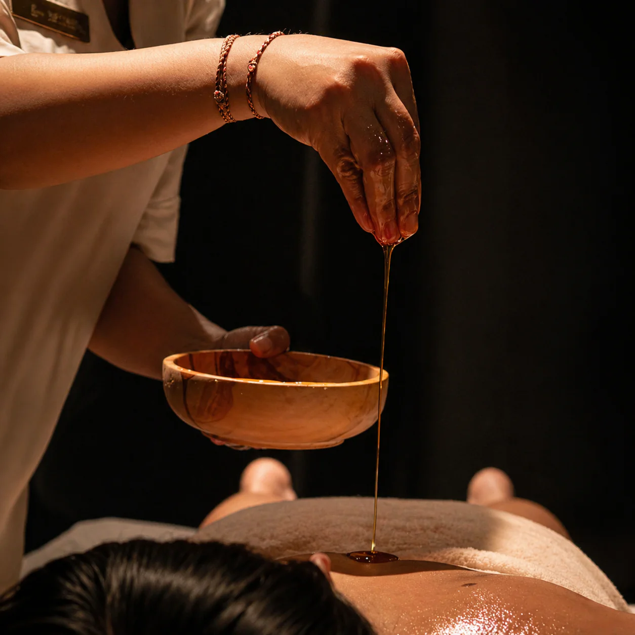 Masaje Relajante Cuerpo Completo + Hidratación Facial por solo $13 en Amaran Spa - Image 3