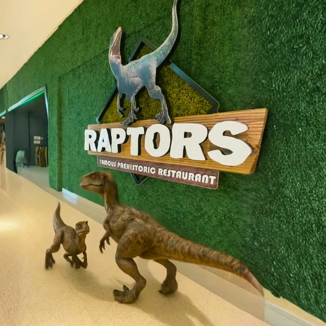Paga $20 y Consume $35 en todo el Menú de Comidas y Bebidas en Raptors – Altaplaza - Image 11